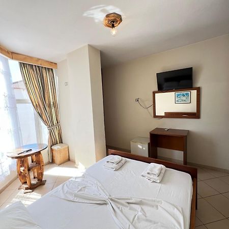 Hotel Veli Sarandë Eksteriør bilde