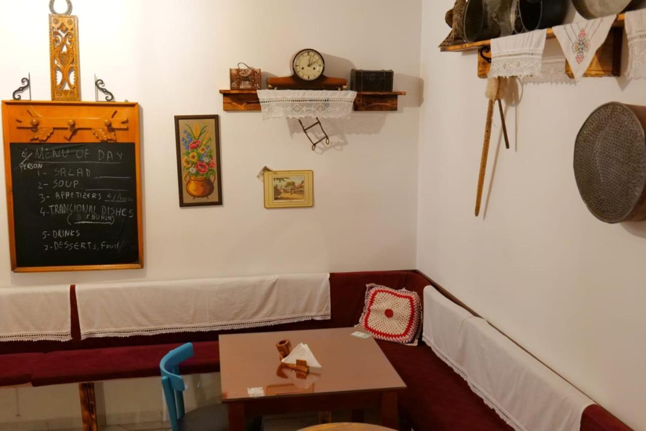 Hotel Veli Sarandë Eksteriør bilde