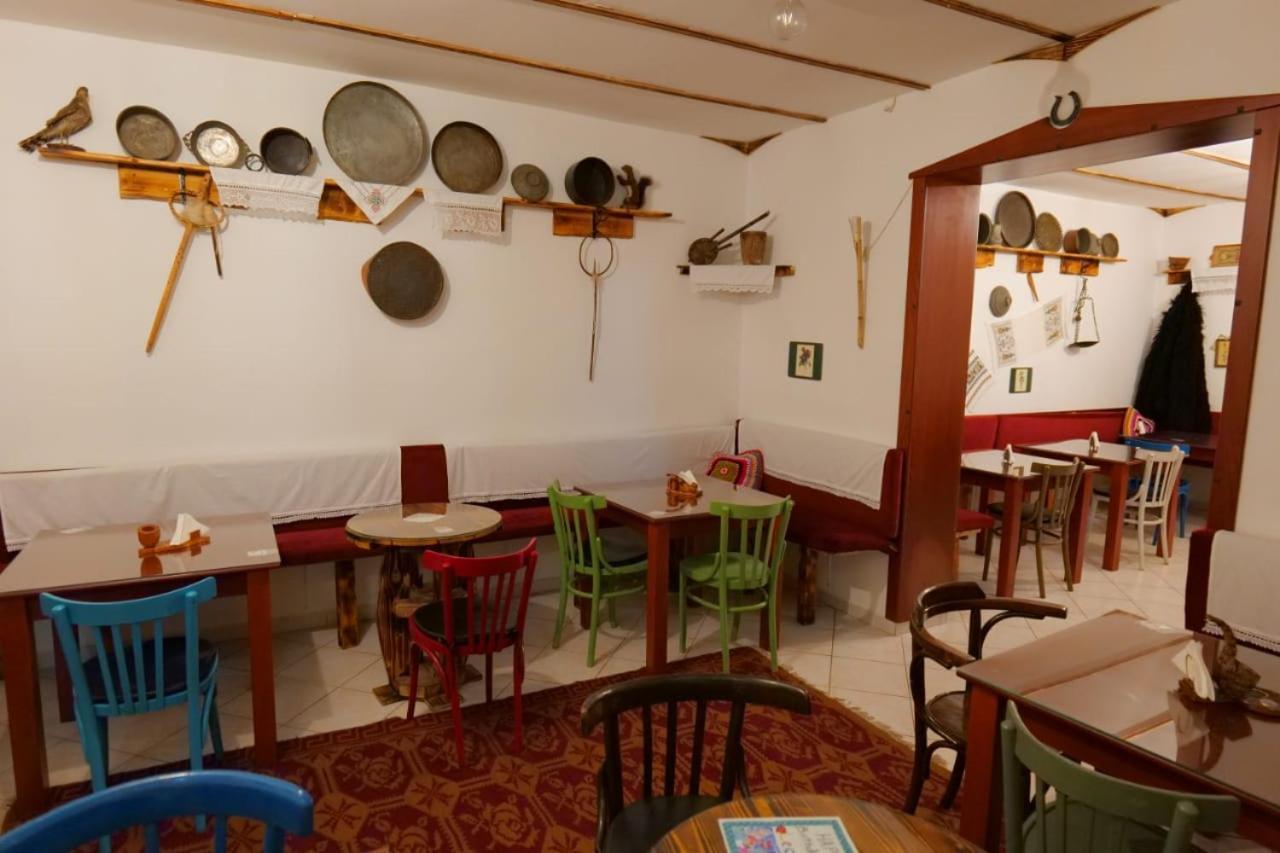 Hotel Veli Sarandë Eksteriør bilde