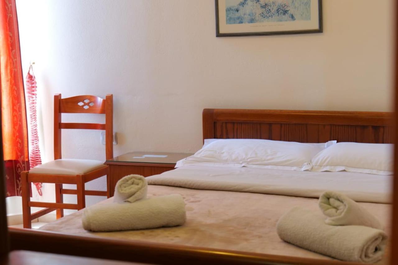 Hotel Veli Sarandë Eksteriør bilde