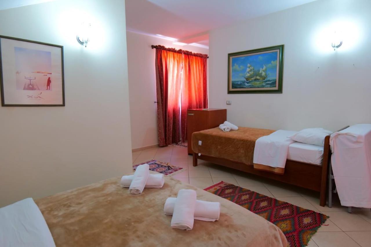 Hotel Veli Sarandë Eksteriør bilde