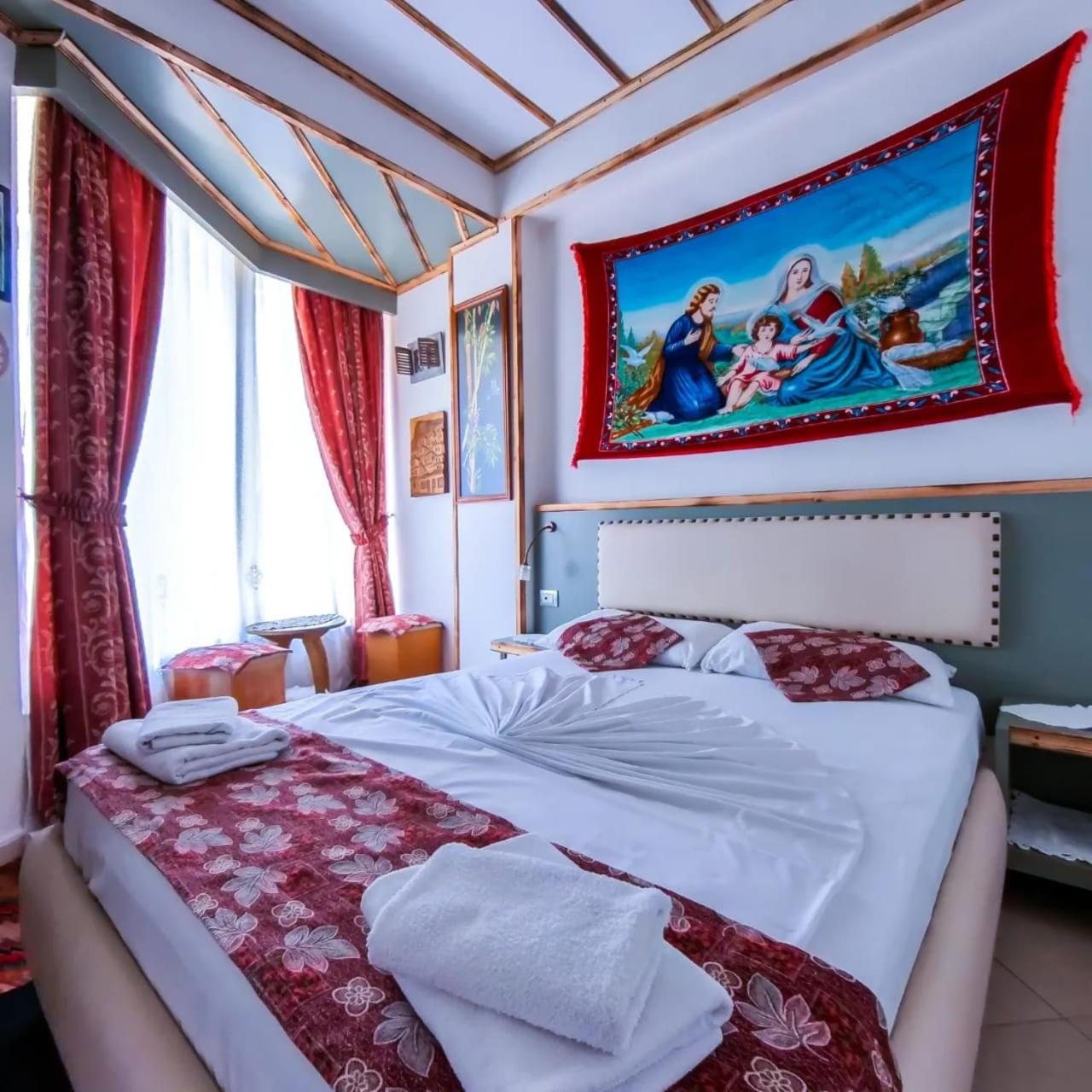 Hotel Veli Sarandë Eksteriør bilde