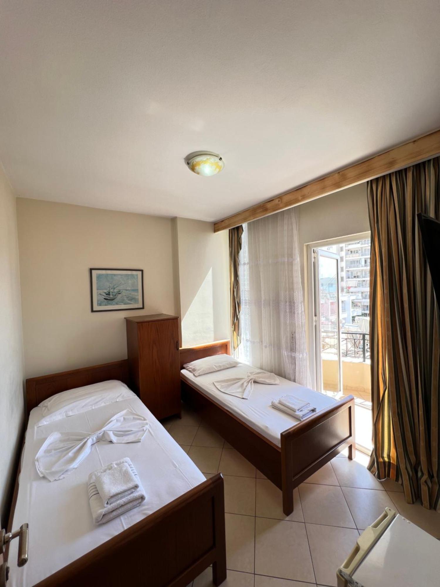 Hotel Veli Sarandë Eksteriør bilde
