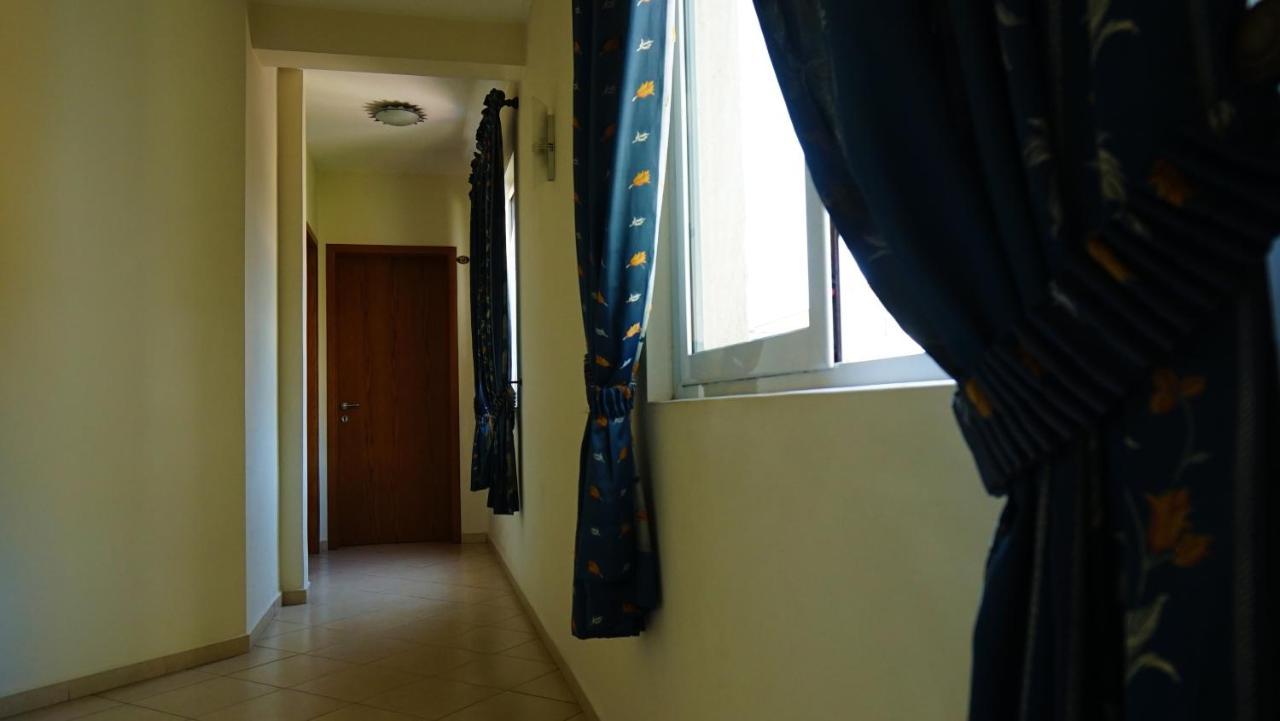 Hotel Veli Sarandë Eksteriør bilde