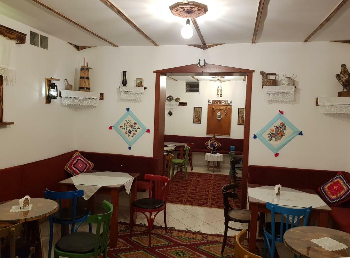 Hotel Veli Sarandë Eksteriør bilde